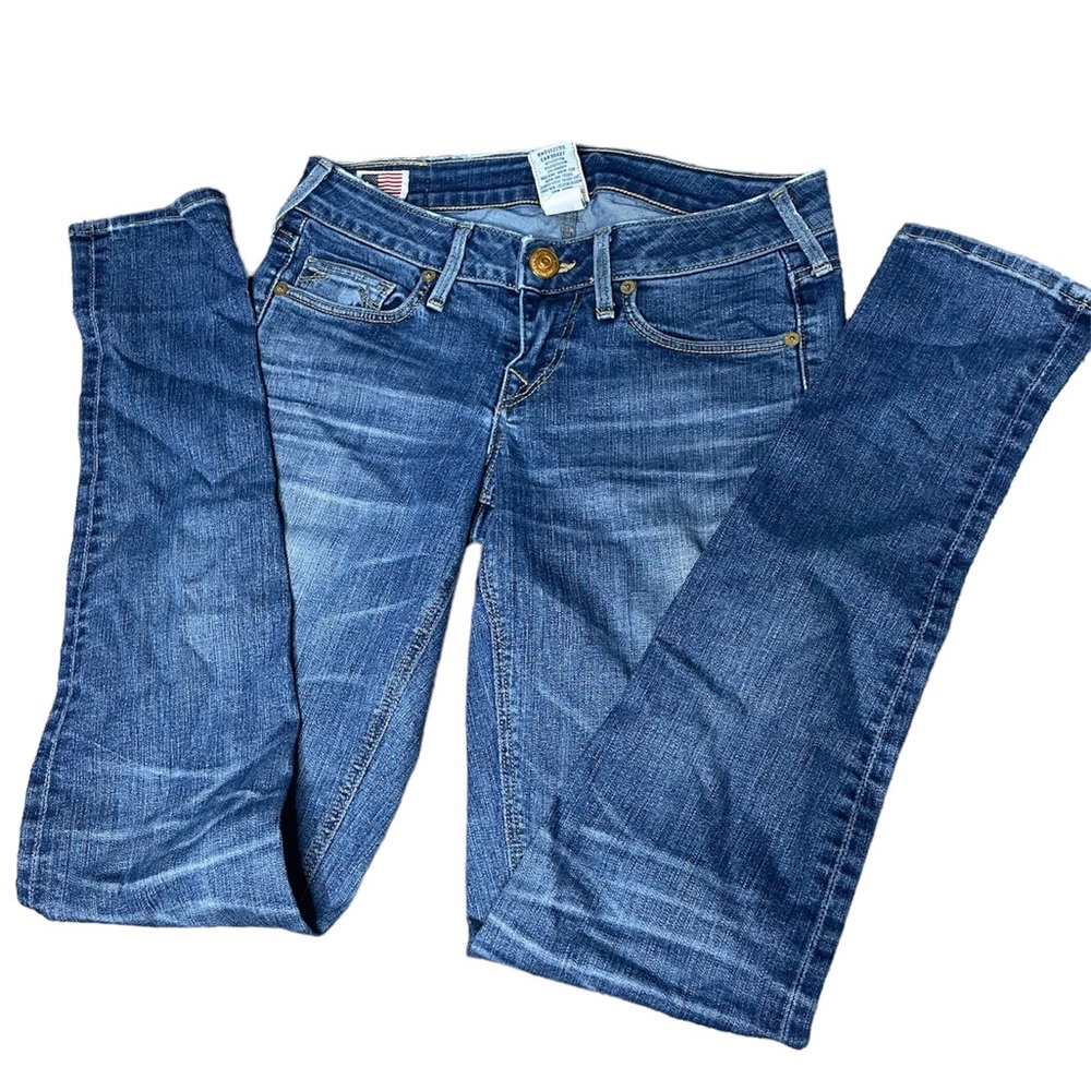 True Religion Jeans Size 26 Medium Wash Slight stretch Skinny Low Rise Y2K!